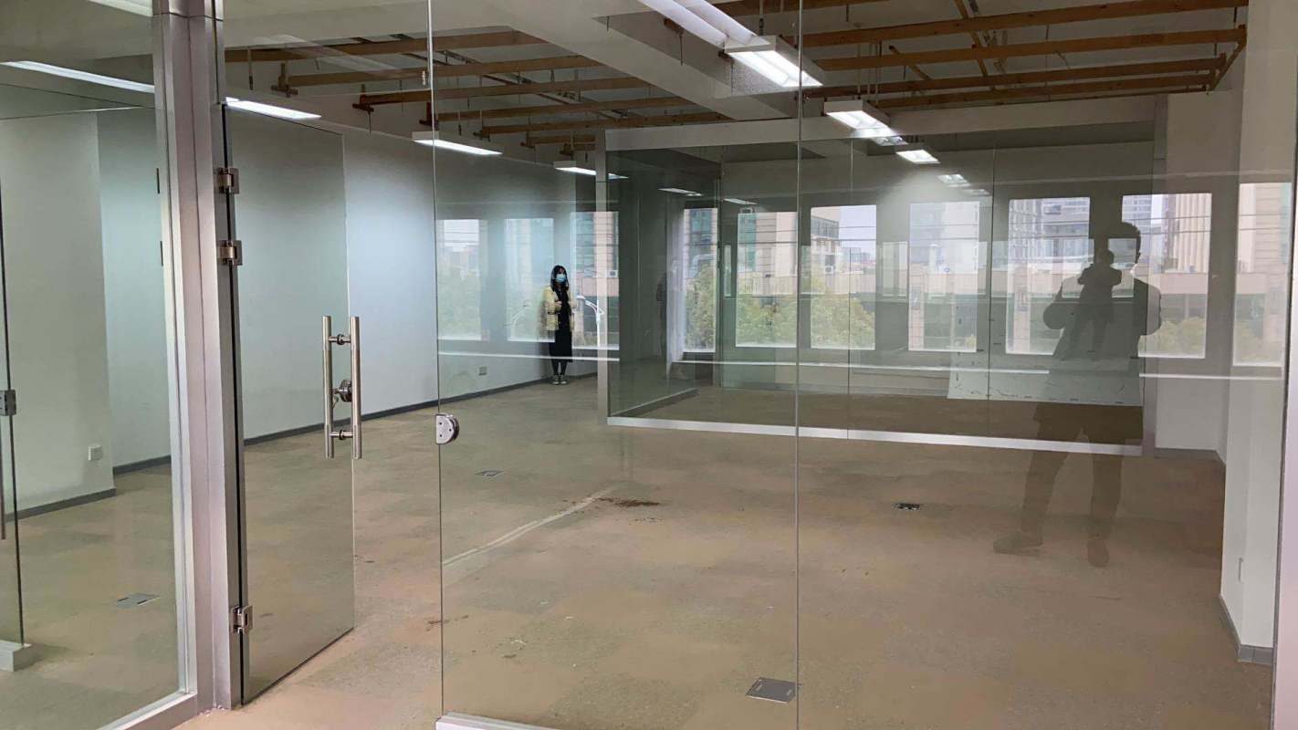 浦江智谷商务园闵行 浦江智谷商务园 188平米 中等装修