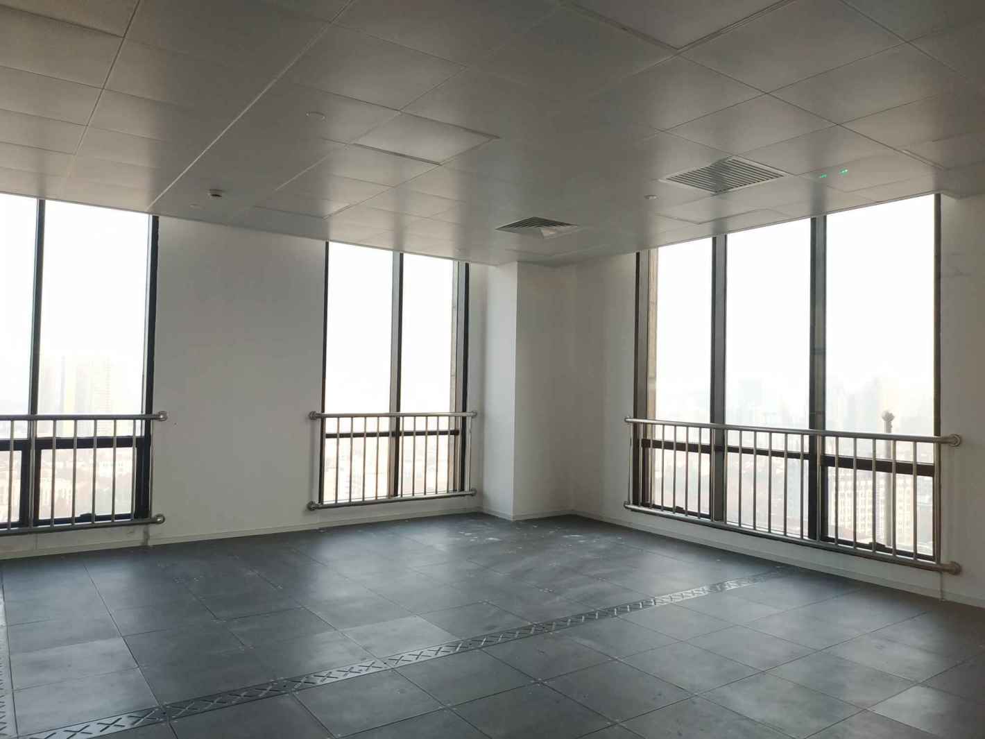 瑞丽大厦(爱美高大厦)徐汇 瑞丽大厦(爱美高大厦) 73平米 简装修