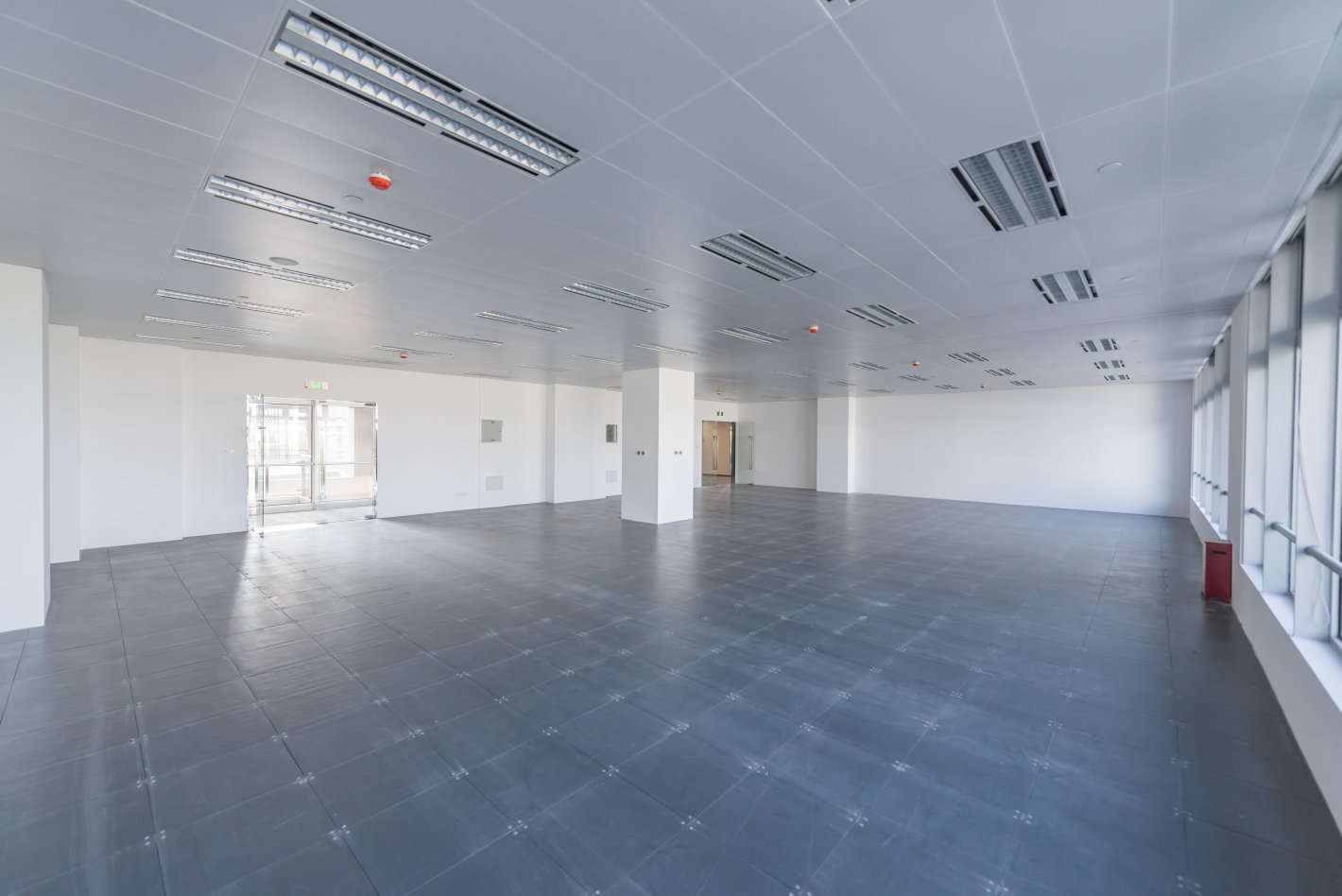 虹桥丽宝广场长宁 虹桥丽宝广场 714平米 简装修