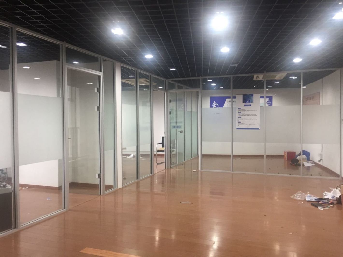 源达大厦普陀 源达大厦 150平米 中等装修