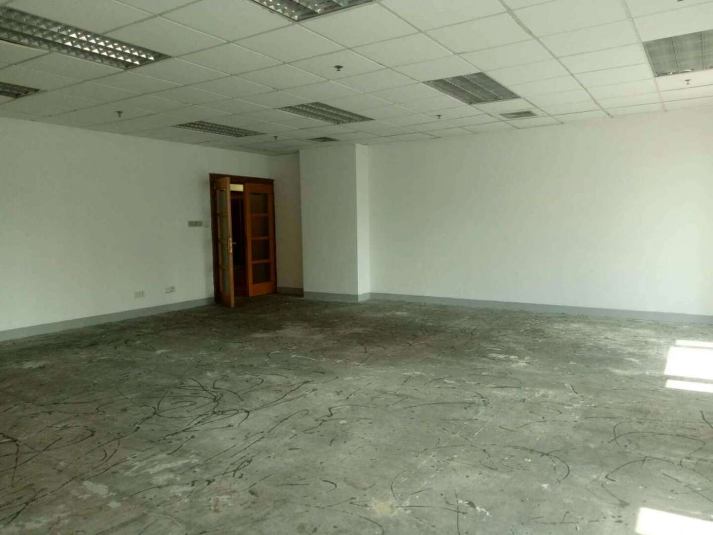 555大厦静安 555大厦 117平米 简装修