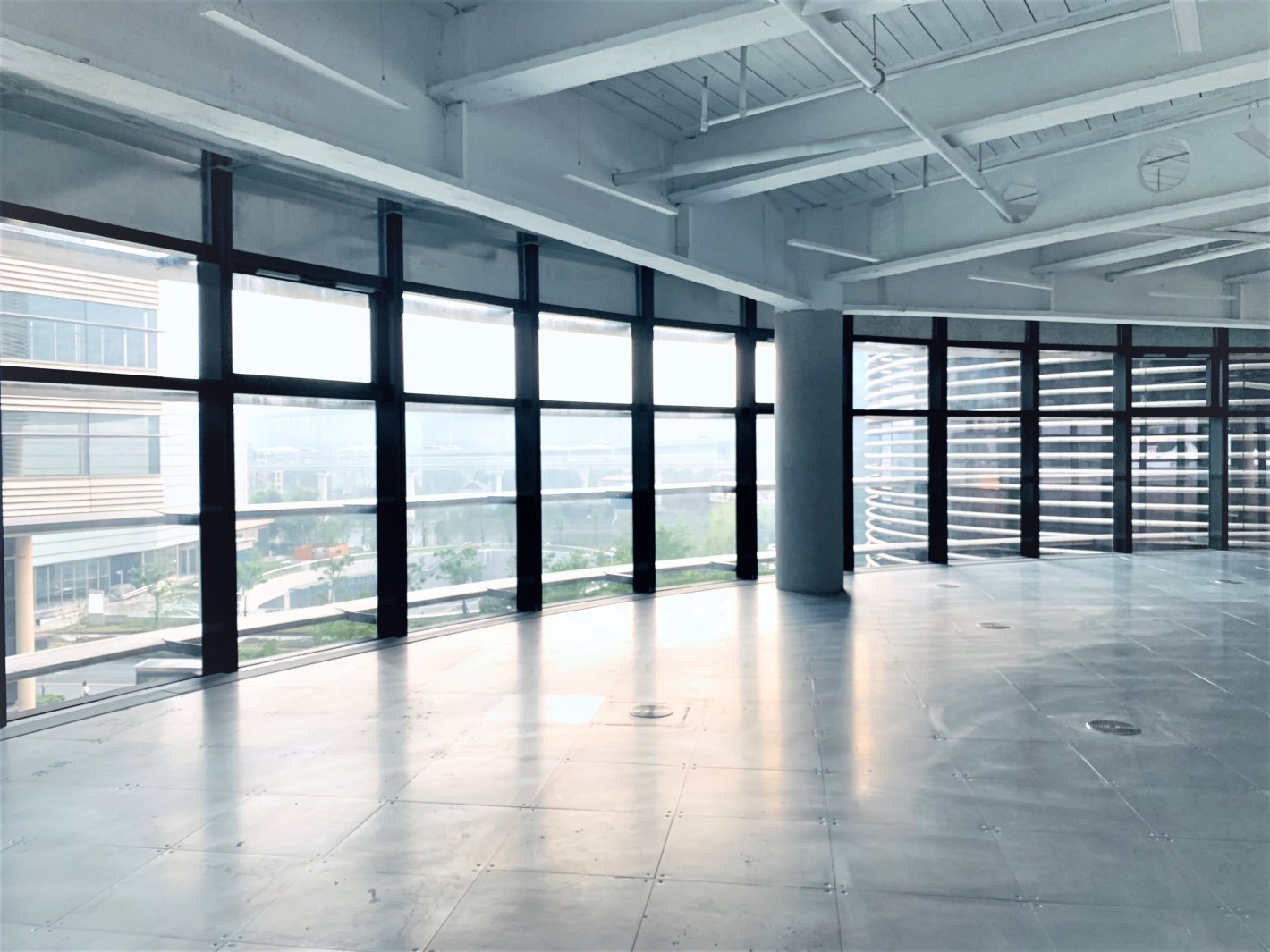 诺亚财富中心（原虹桥新地中心）长宁 诺亚财富中心（原虹桥新地中心） 233平米 简装修