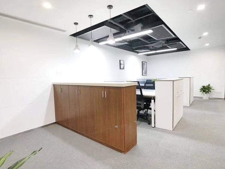 梅龙镇广场静安区南京西路　梅龙镇广场　137平精装修带家具