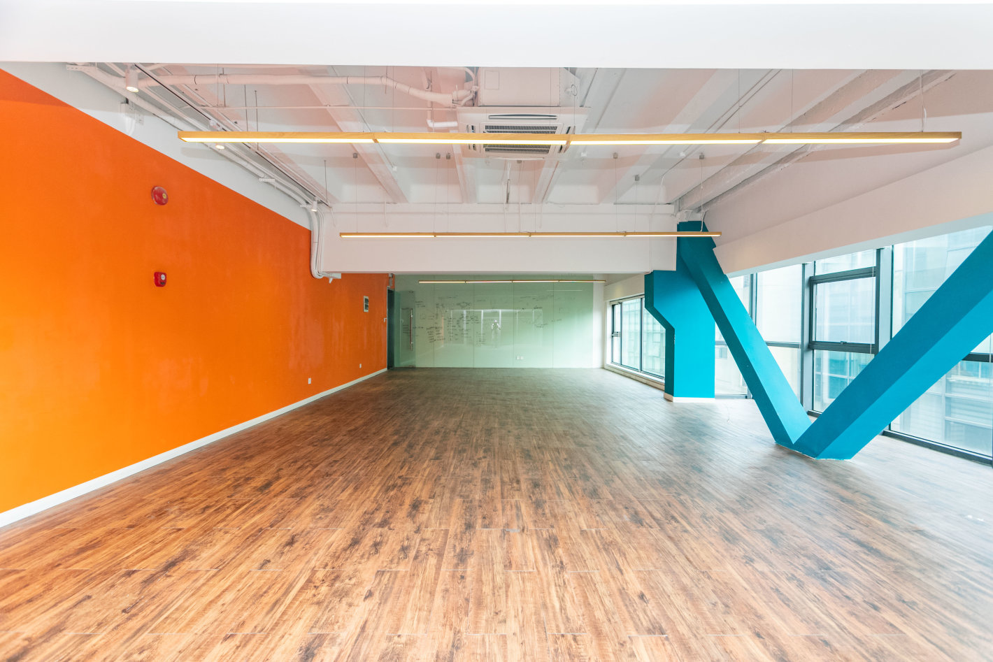 越界·智造局一期黄浦 越界·智造局一期 200平米 中等装修