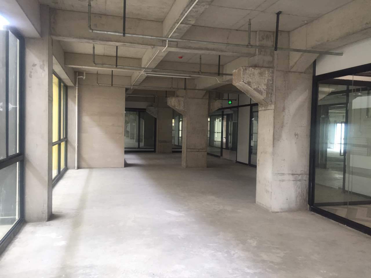 宏慧视界BOX静安 宏慧视界BOX 368平米 毛坯