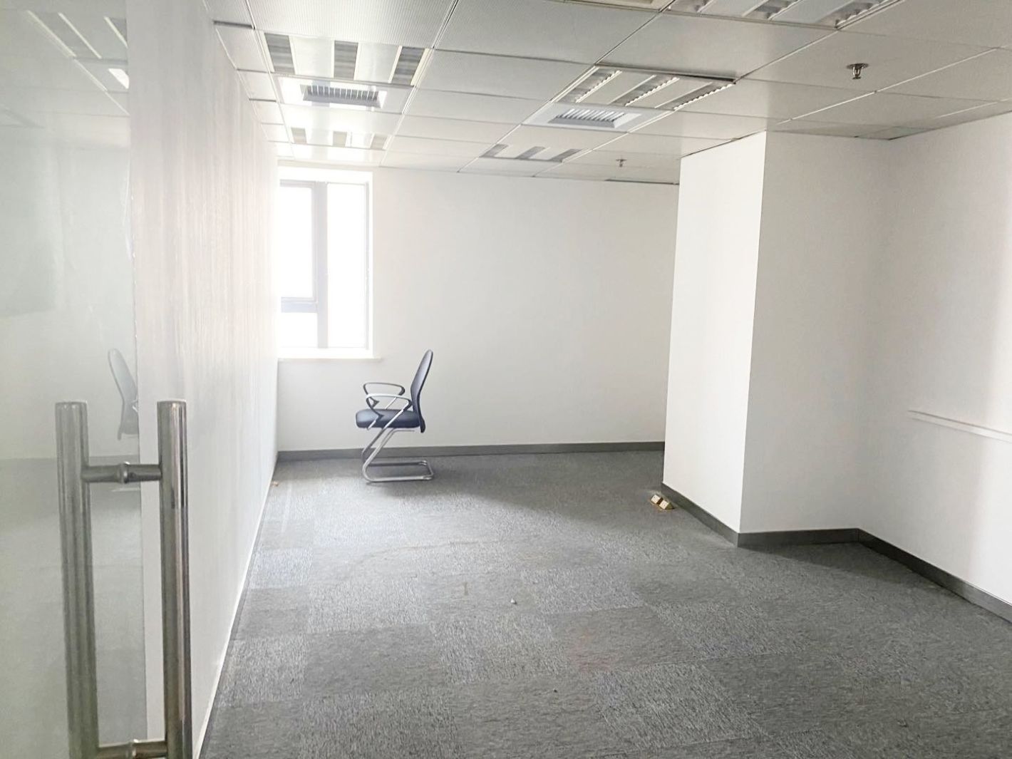 中瑞商务大厦普陀 中瑞商务大厦 190平米 中等装修