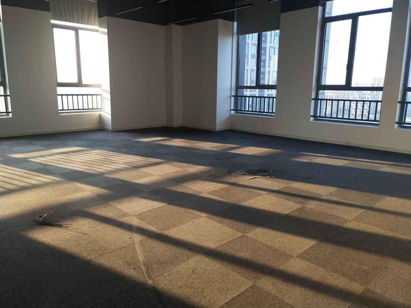 金谷中环大厦静安 金谷中环大厦 130平米 简装修