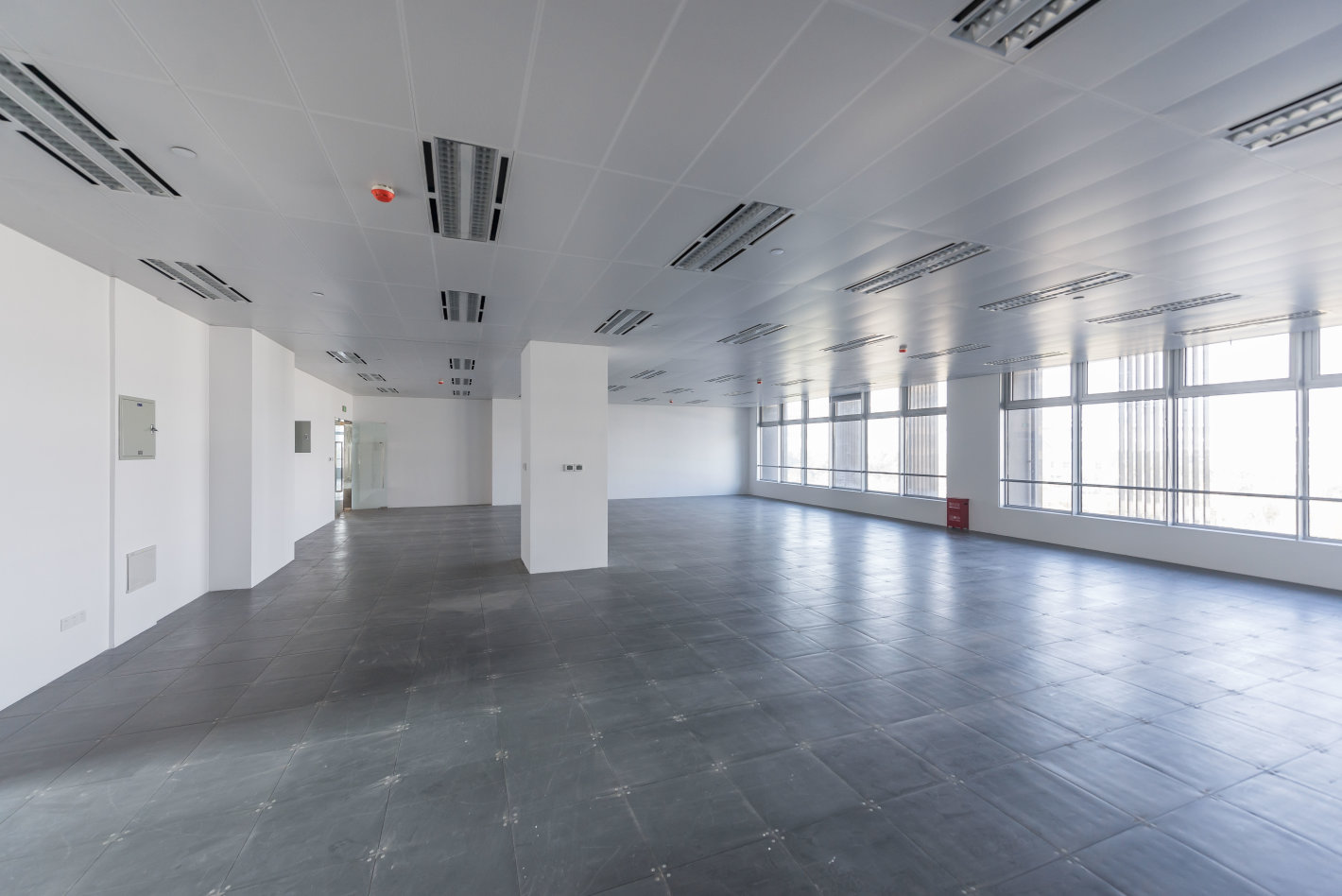 虹桥丽宝广场长宁 虹桥丽宝广场 714平米 简装修