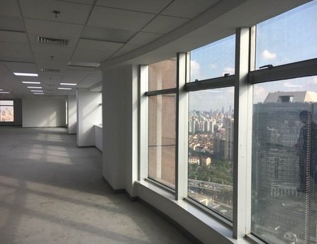 新虹桥商厦228平米办公室出租-租金价格4.86元/m²/天