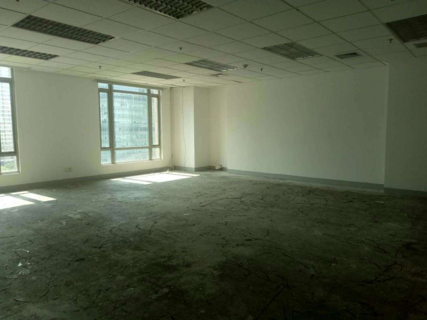 555大厦117平米办公室出租-租金价格7.71元/m²/天