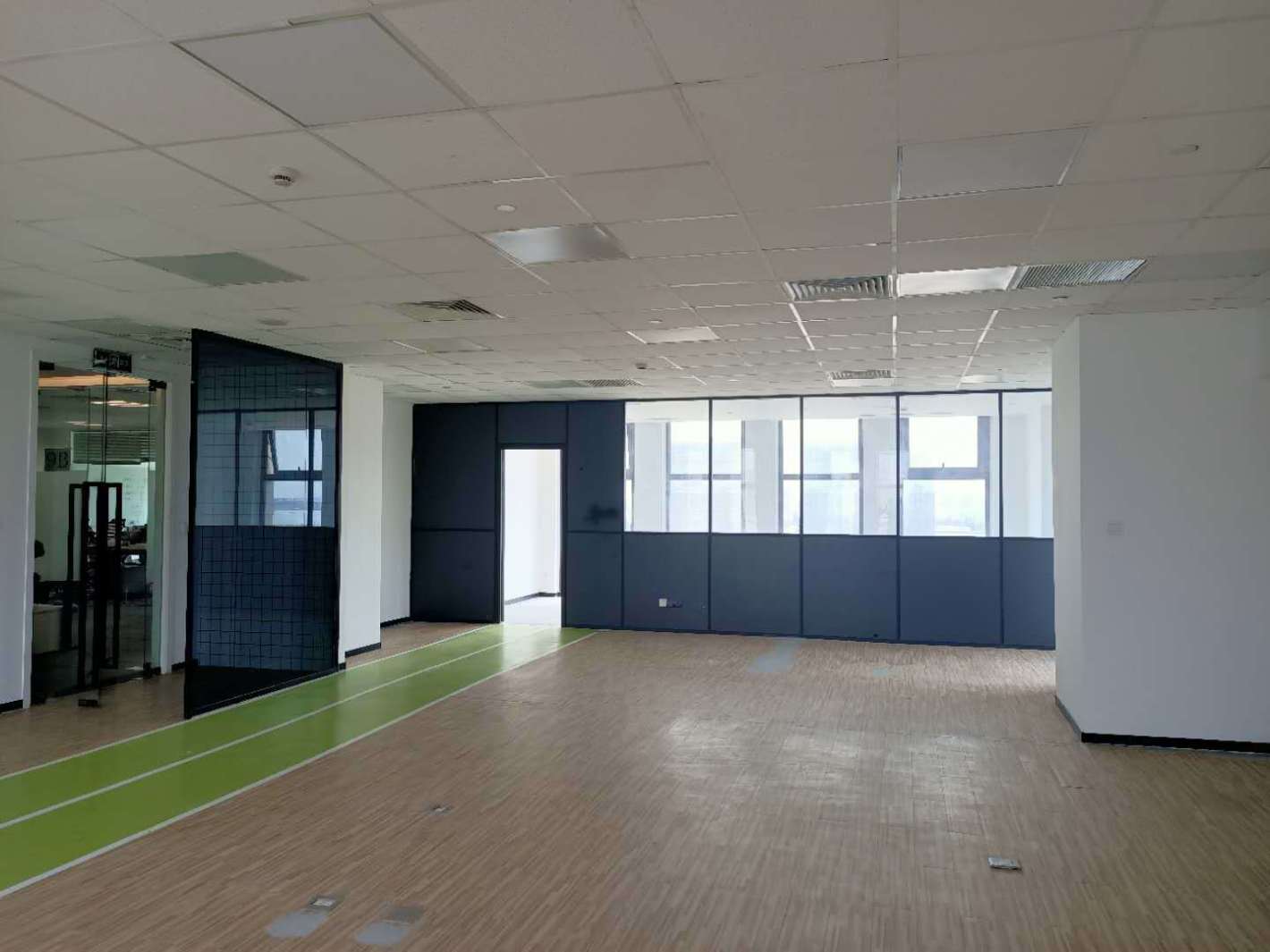 美奂大厦徐汇 美奂大厦 226平米 精装修