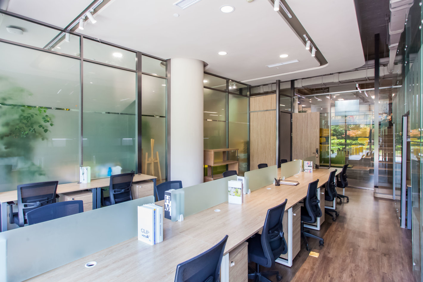 苏河1号静安 苏河1号 205平米 精装修