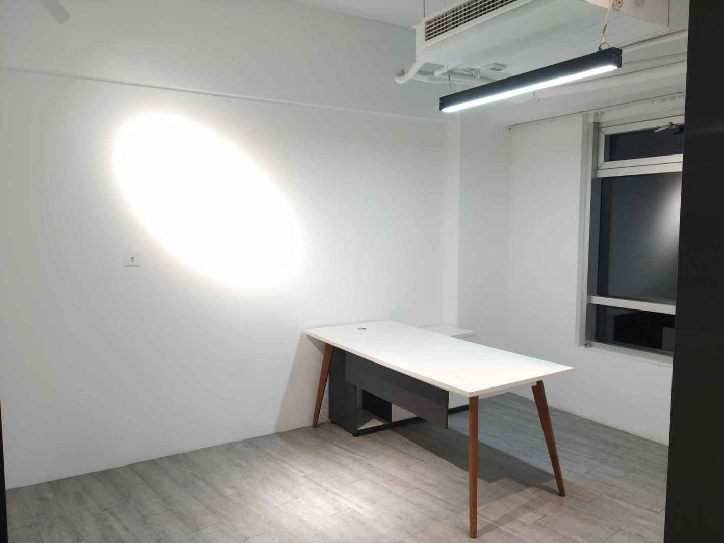 建滔商业广场长宁 建滔商业广场 252平米 简装修