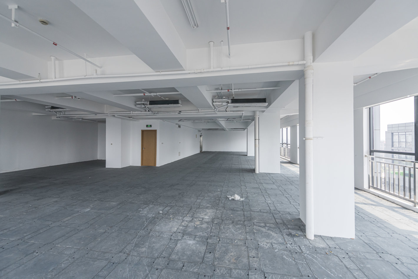 H88越虹广场徐汇 H88越虹广场 313平米 中等装修