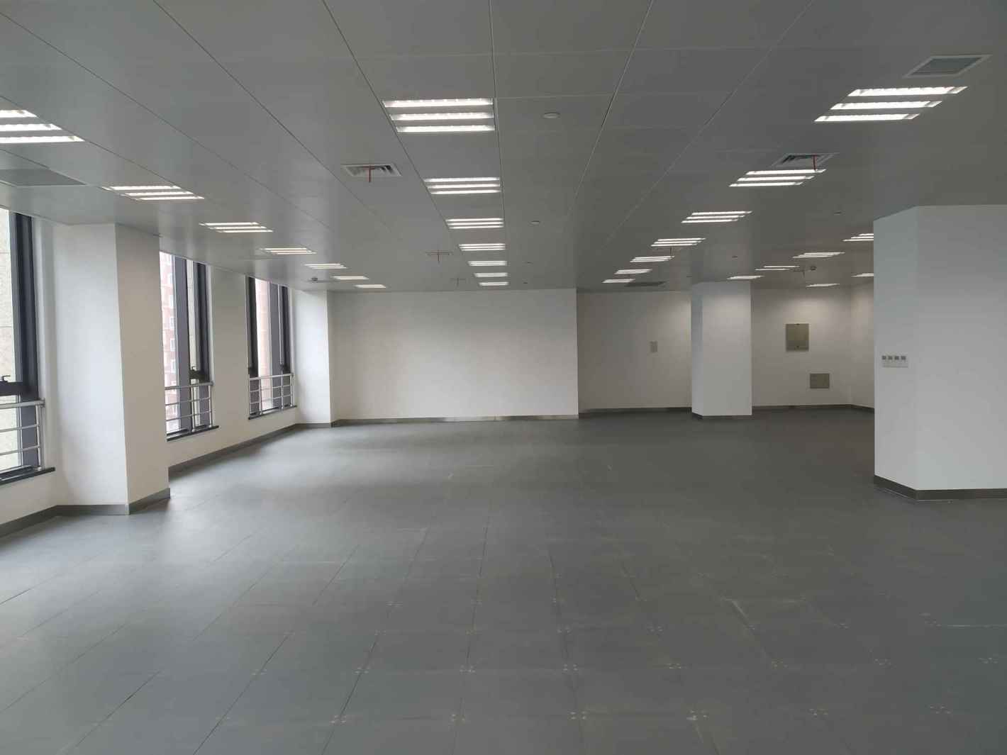 保利西岸中心徐汇 保利西岸中心 382平米 简装修