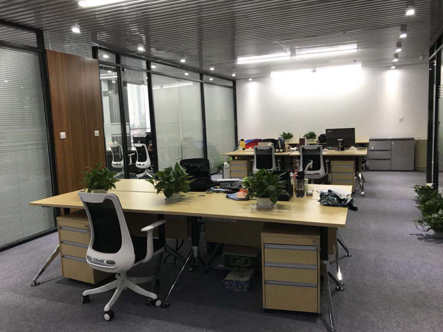 SOHO天山广场长宁 SOHO天山广场 242平米 精装修