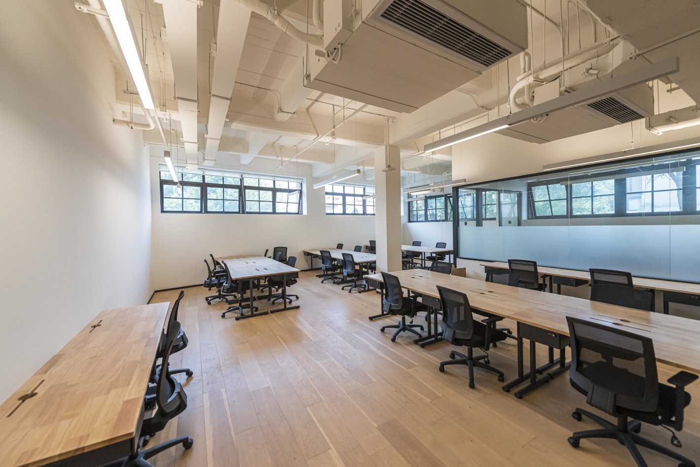 马登国际航运商务中心虹口 马登国际航运商务中心 281平米 简装修