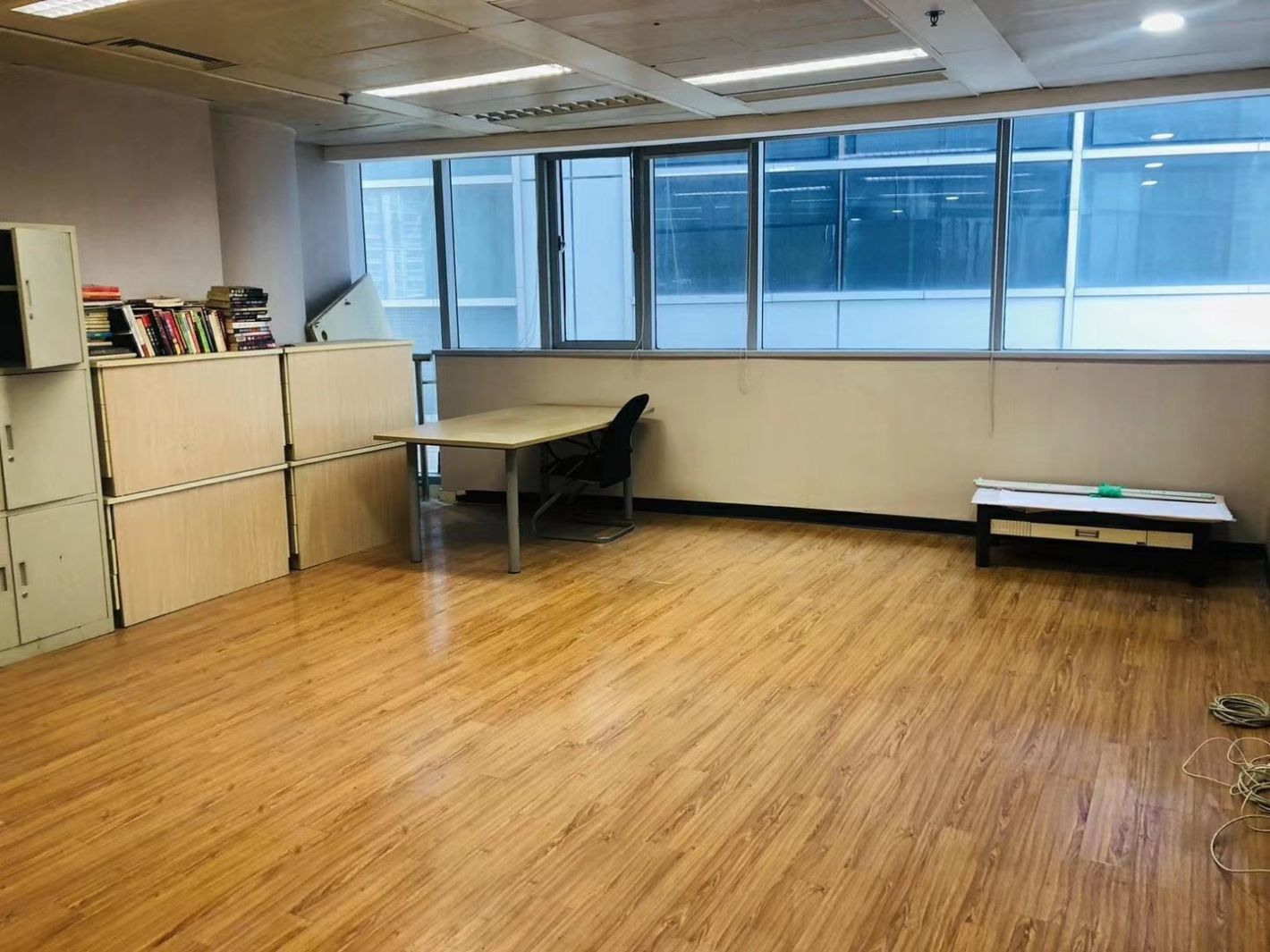 绿洲中环中心普陀 绿洲中环中心 236平米 简装修