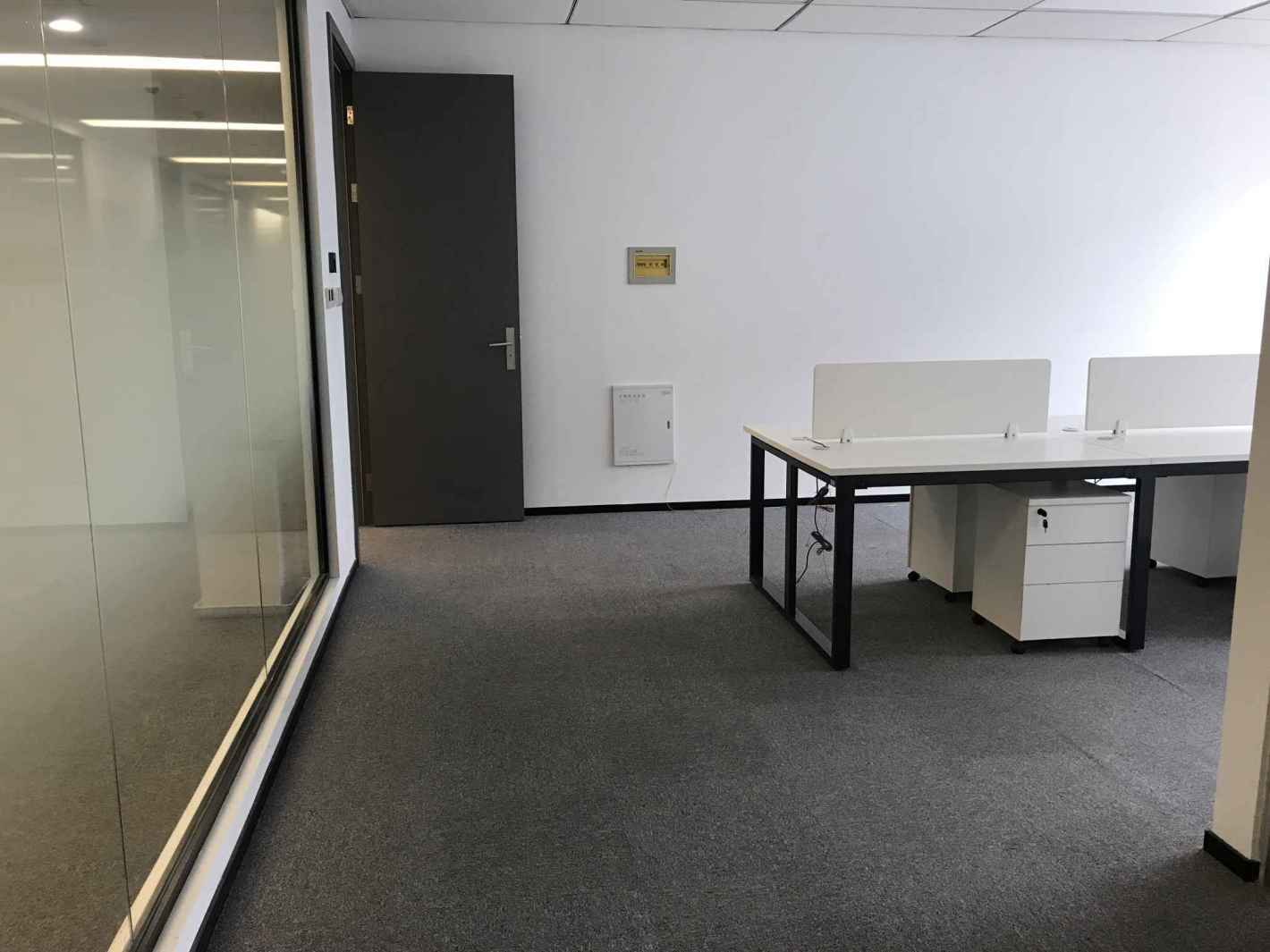 新漕河泾国际商务中心徐汇 新漕河泾国际商务中心 112平米 精装修