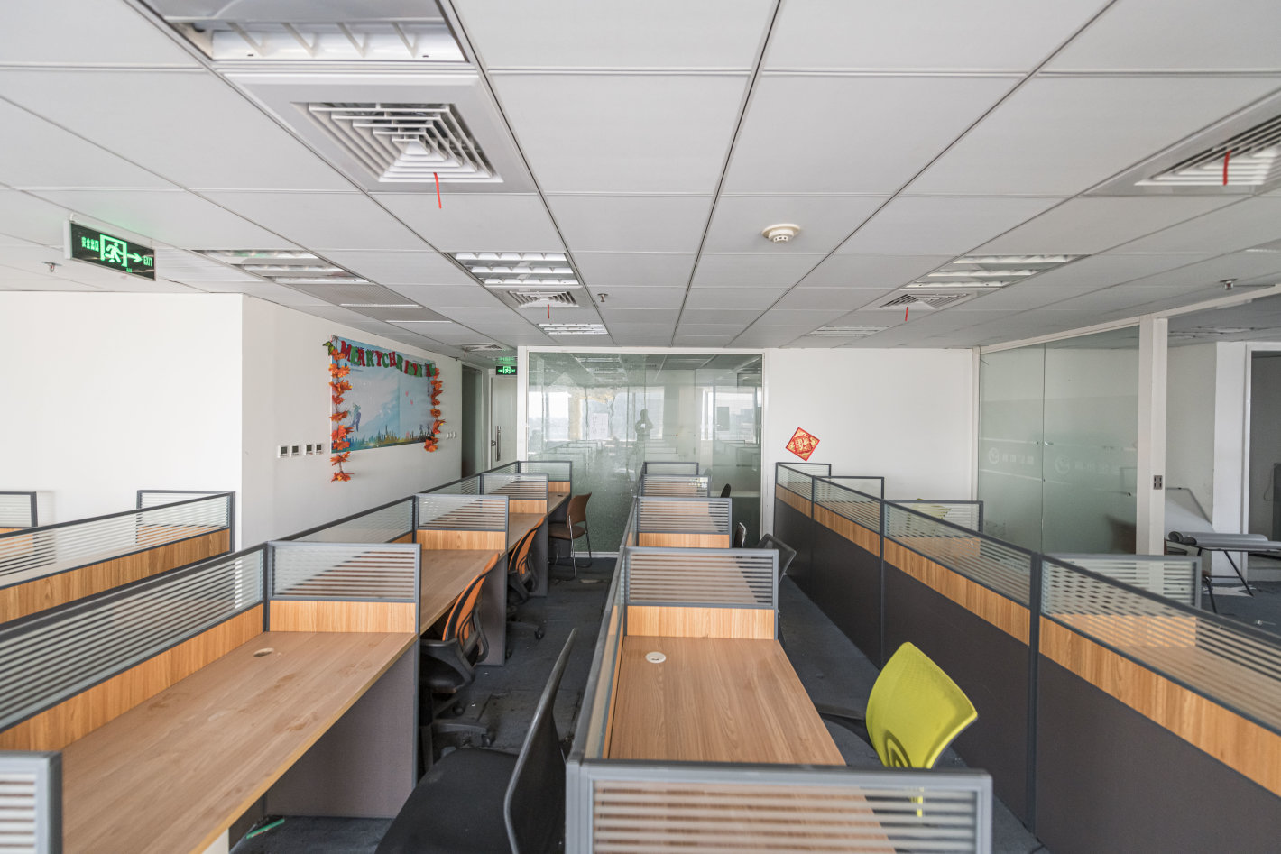 华源世界广场普陀 华源世界广场 140平米 精装修