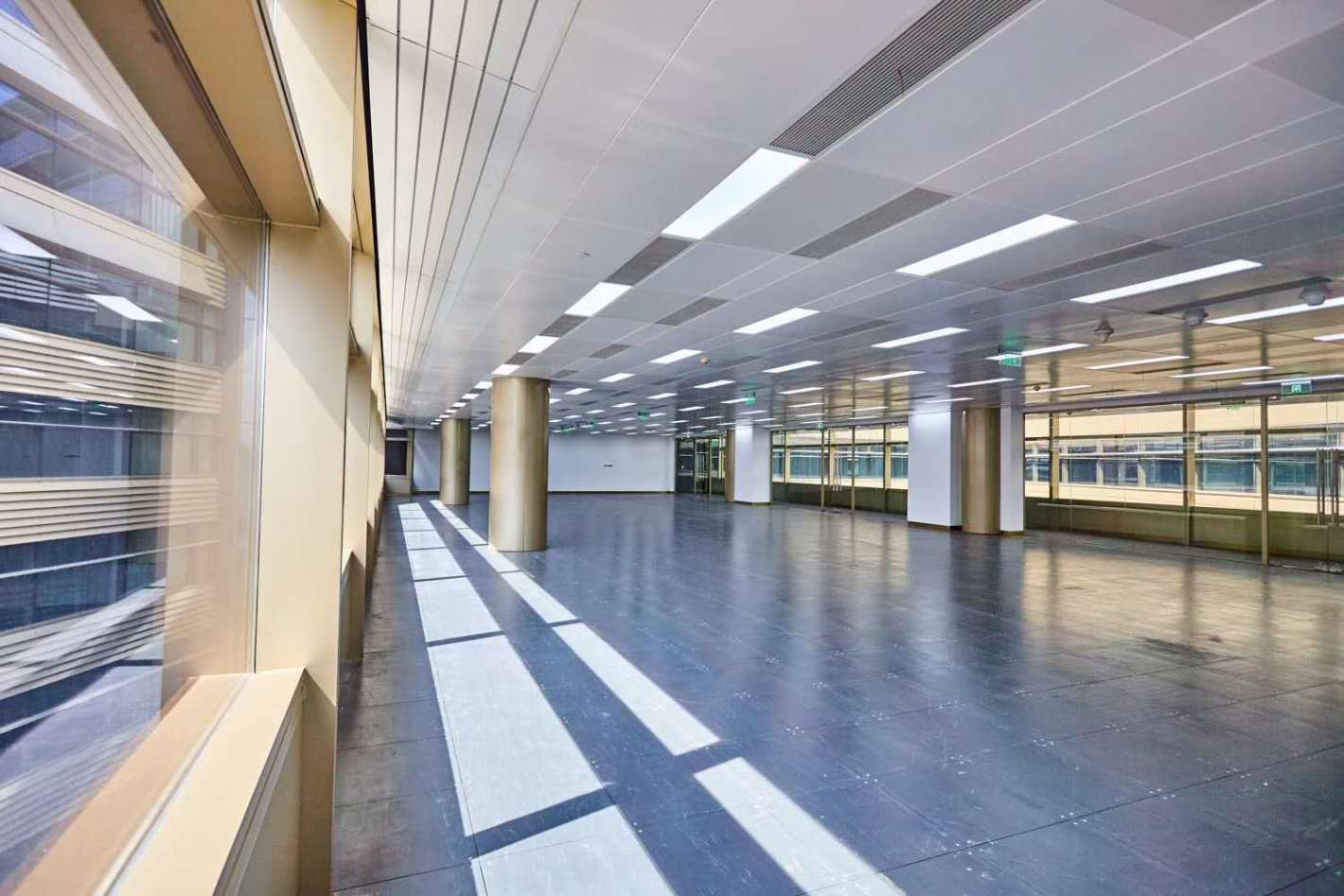 虹桥万通中心长宁 虹桥万通中心 694平米 简装修