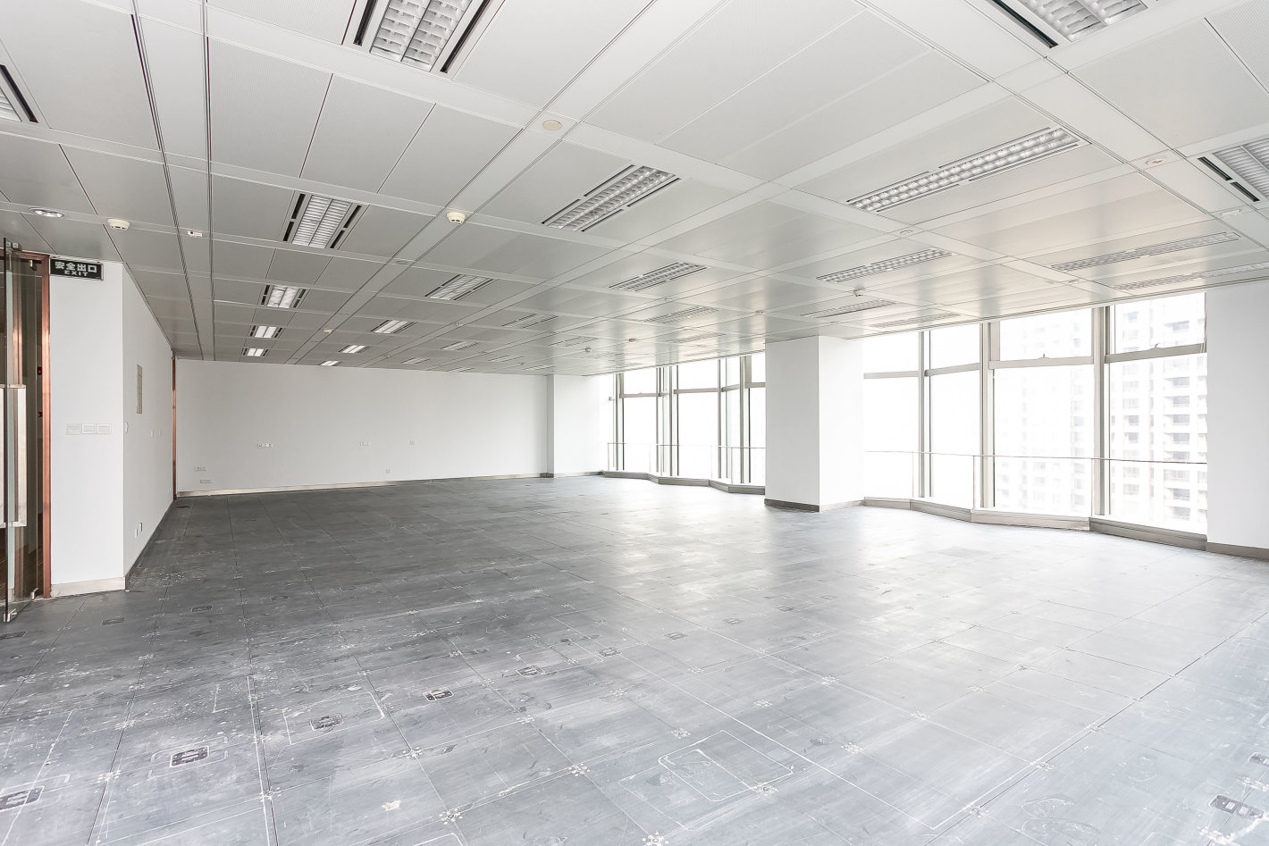 品尊国际中心普陀 品尊国际中心 262平米 简装修