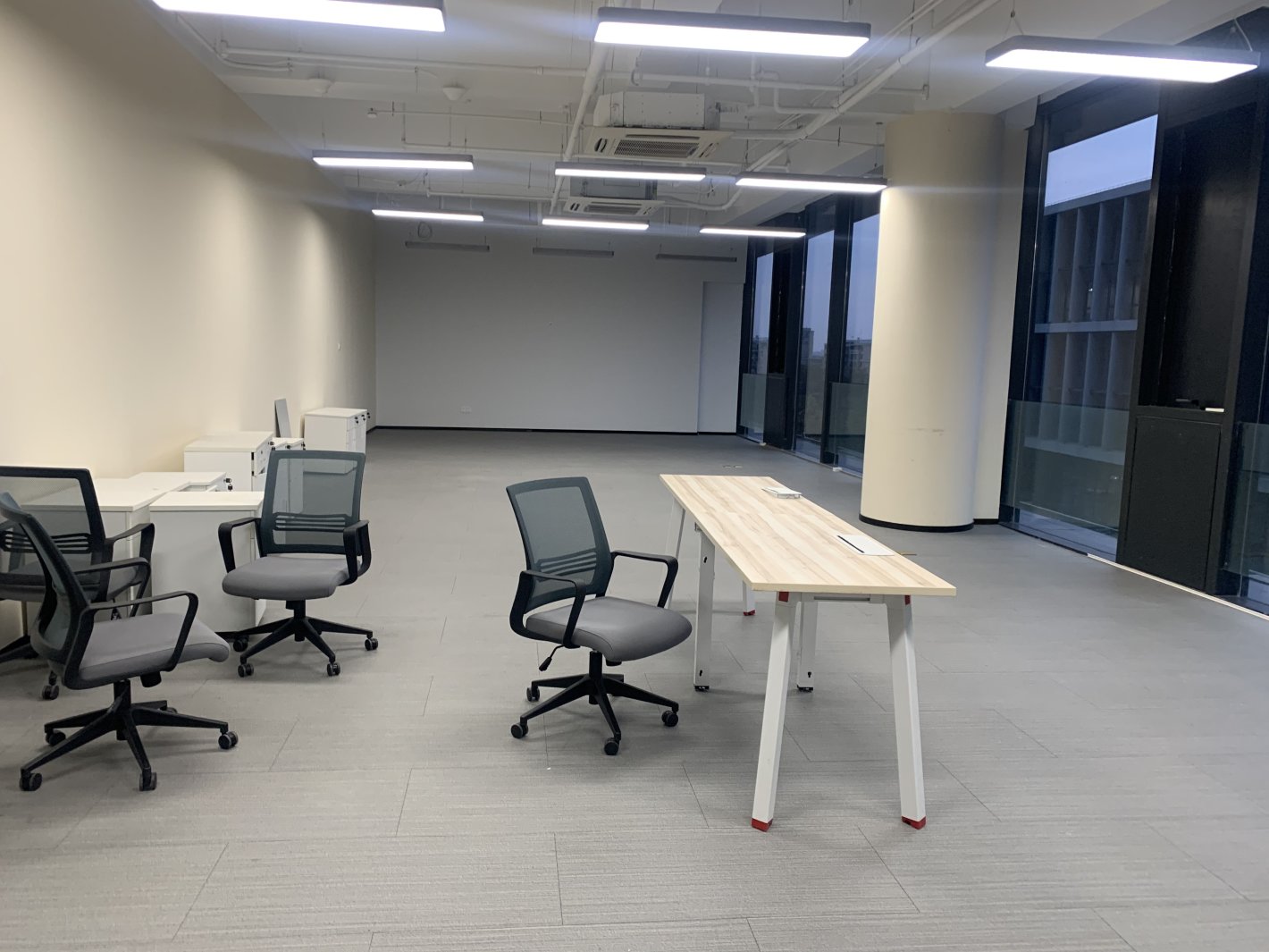 浦江科技广场闵行 浦江科技广场 198平米 中等装修