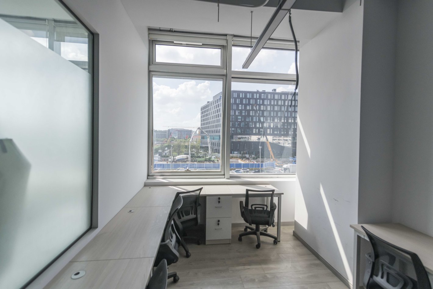 建滔商业广场长宁 建滔商业广场 1928平米 精装修