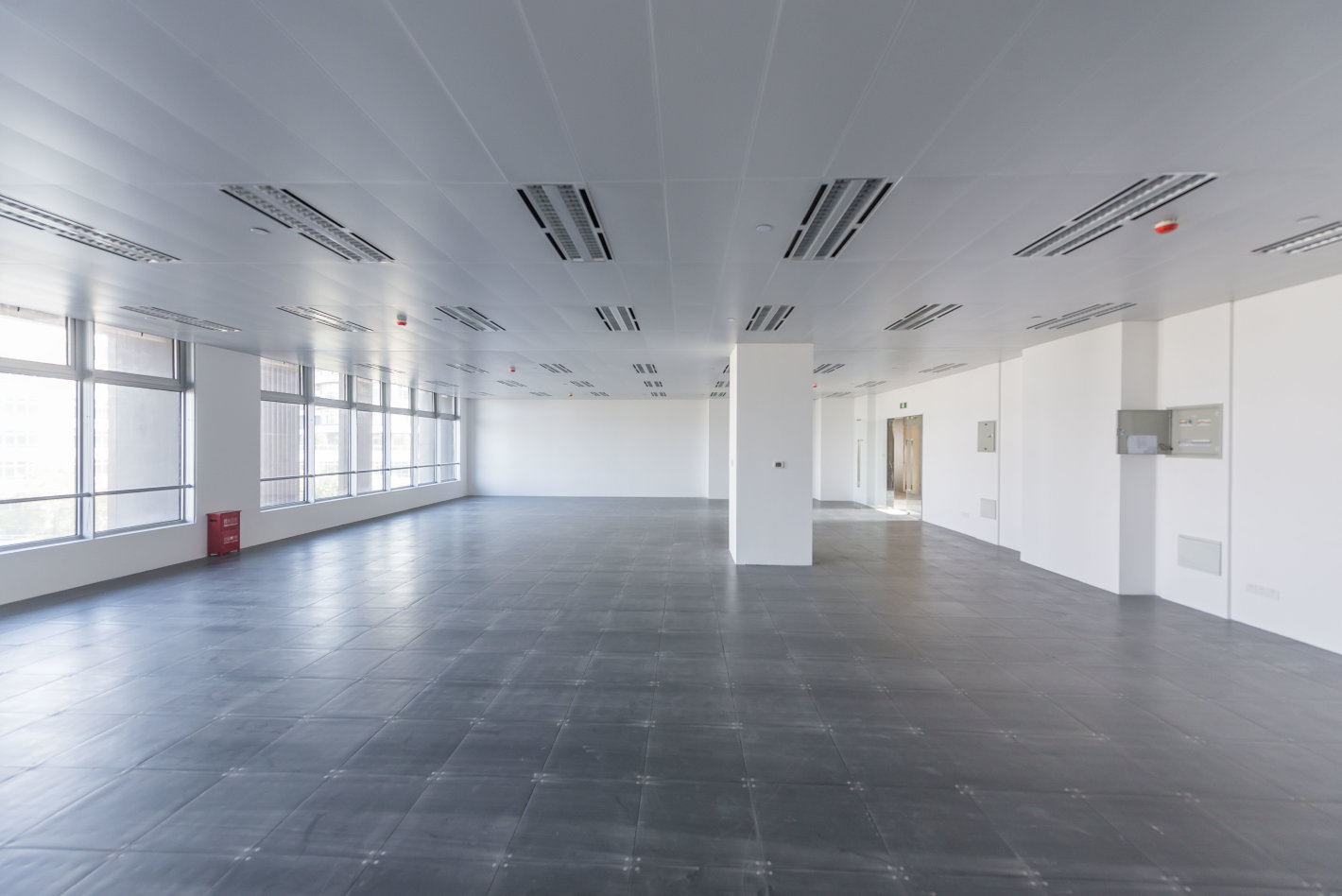 虹桥丽宝广场长宁 虹桥丽宝广场 790平米 简装修