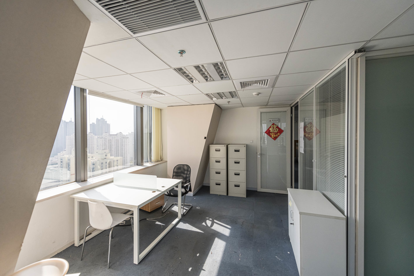 华源世界广场普陀 华源世界广场 140平米 精装修