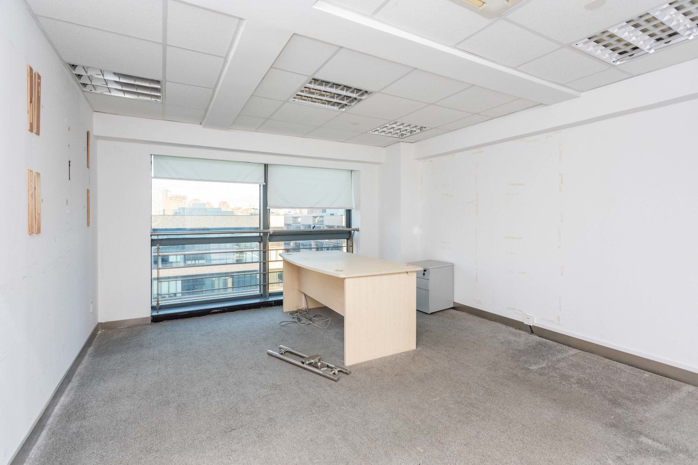 江裕大厦静安 江裕大厦 300平米 简装修