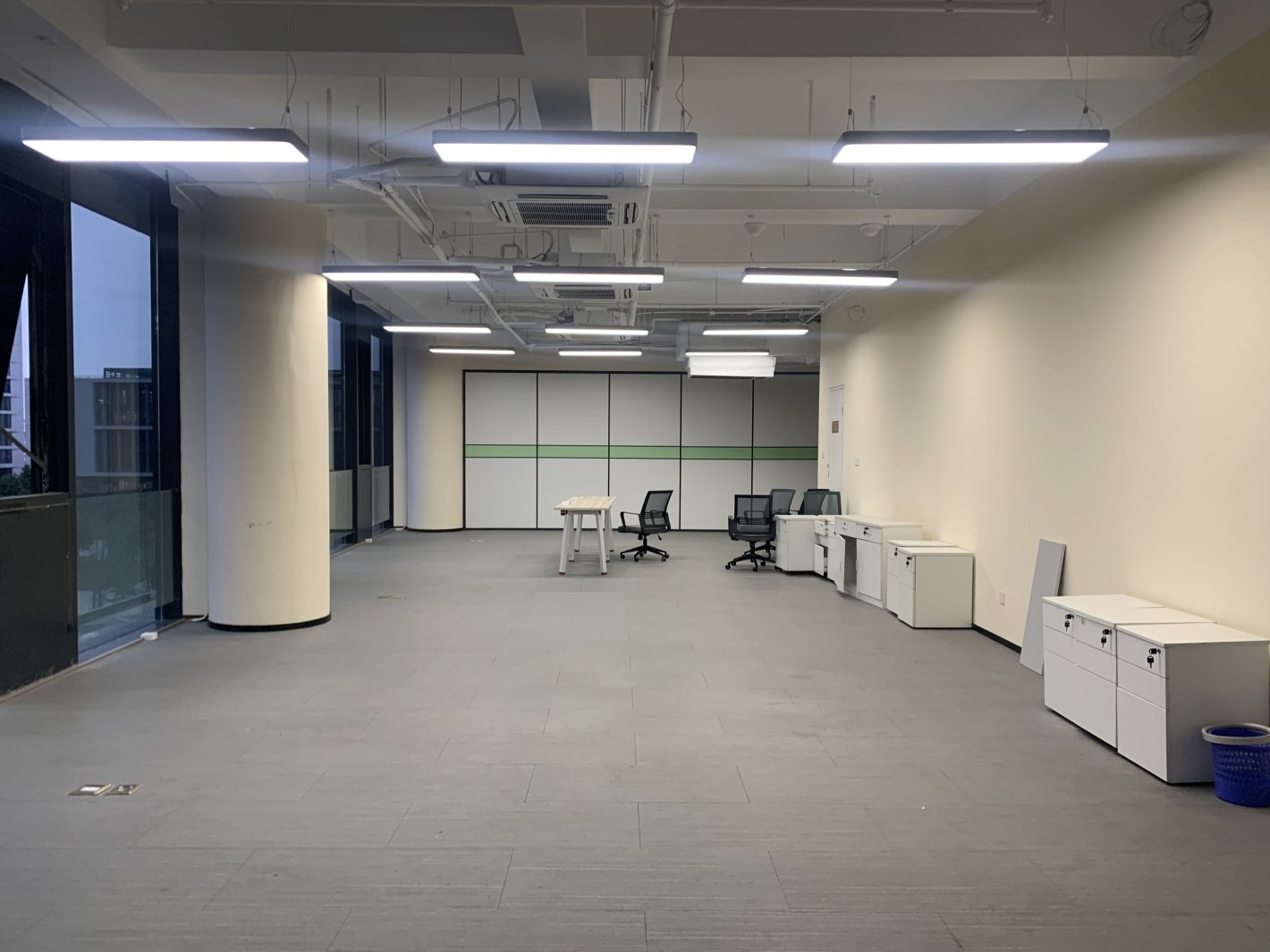 浦江科技广场闵行 浦江科技广场 198平米 中等装修