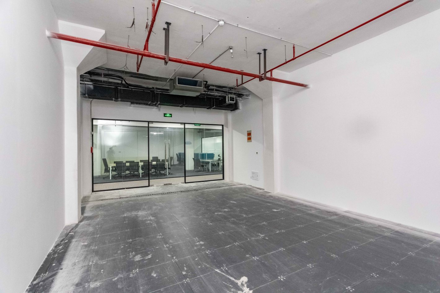 宝山新业坊源创宝山 宝山新业坊源创 97平米 毛坯