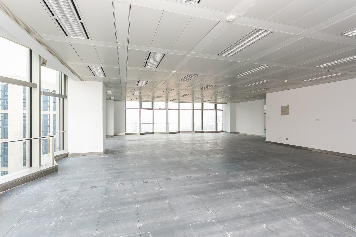 品尊国际中心普陀 品尊国际中心 262平米 简装修