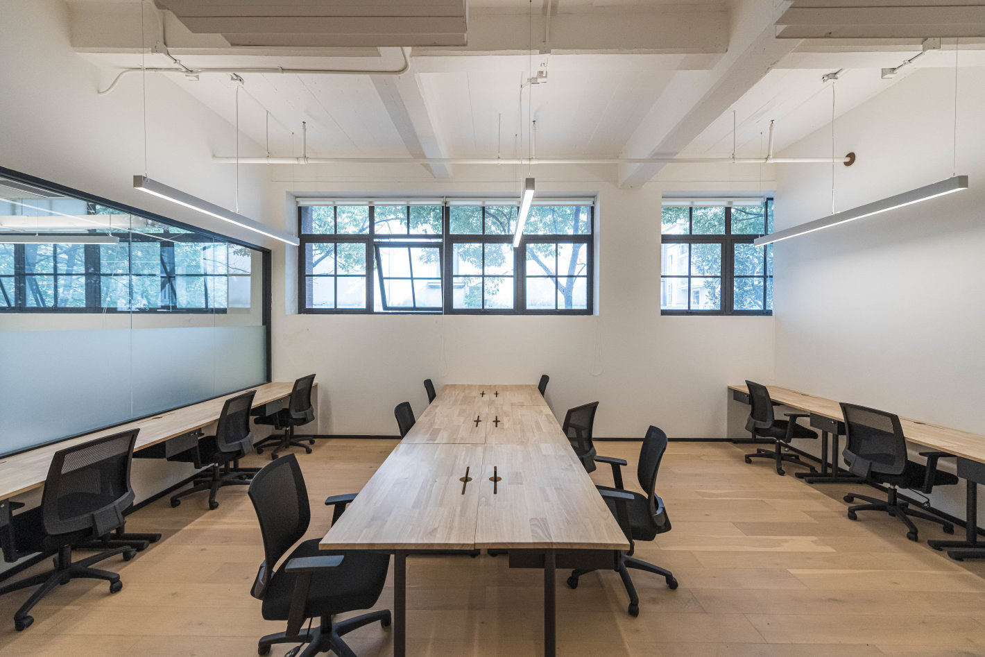 马登国际航运商务中心虹口 马登国际航运商务中心 281平米 简装修