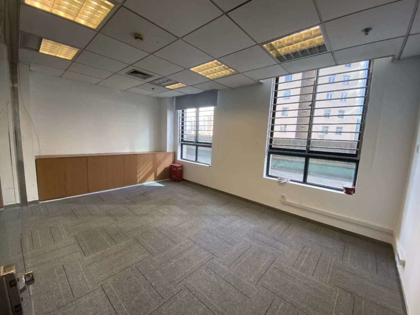 圣爱大厦徐汇 圣爱大厦 113平米 中等装修