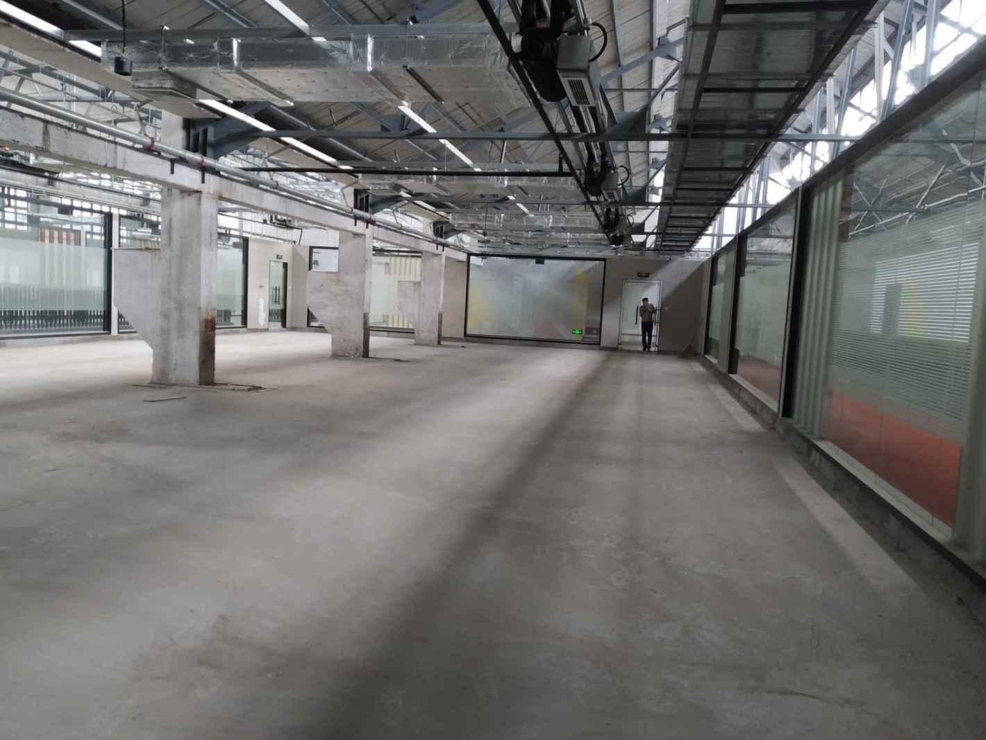 静安新业坊·尚影国际静安 静安新业坊·尚影国际 76平米 毛坯