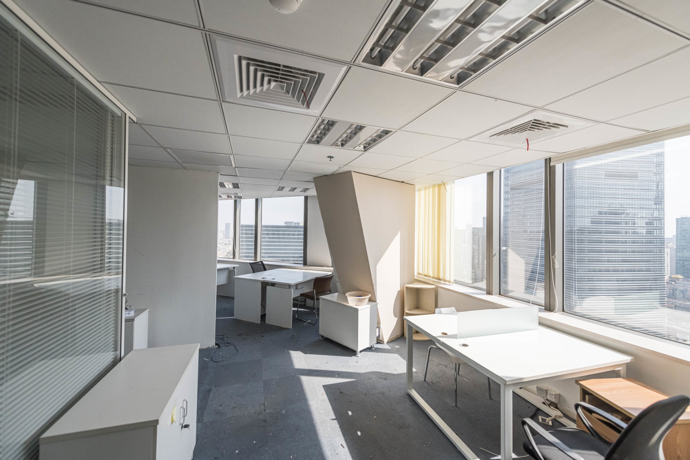 华源世界广场普陀 华源世界广场 140平米 精装修