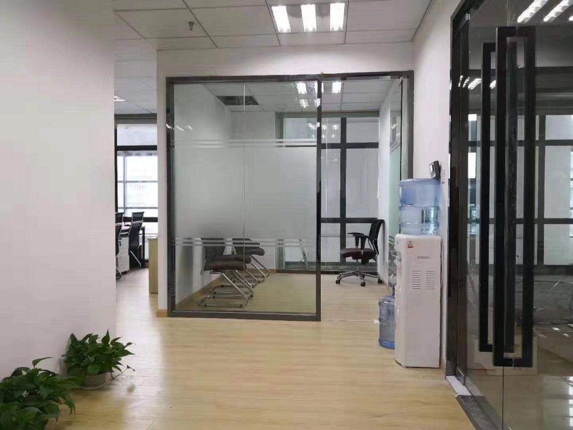 炬创芯研发大楼150平米办公室出租-租金价格5.50元/m²/天