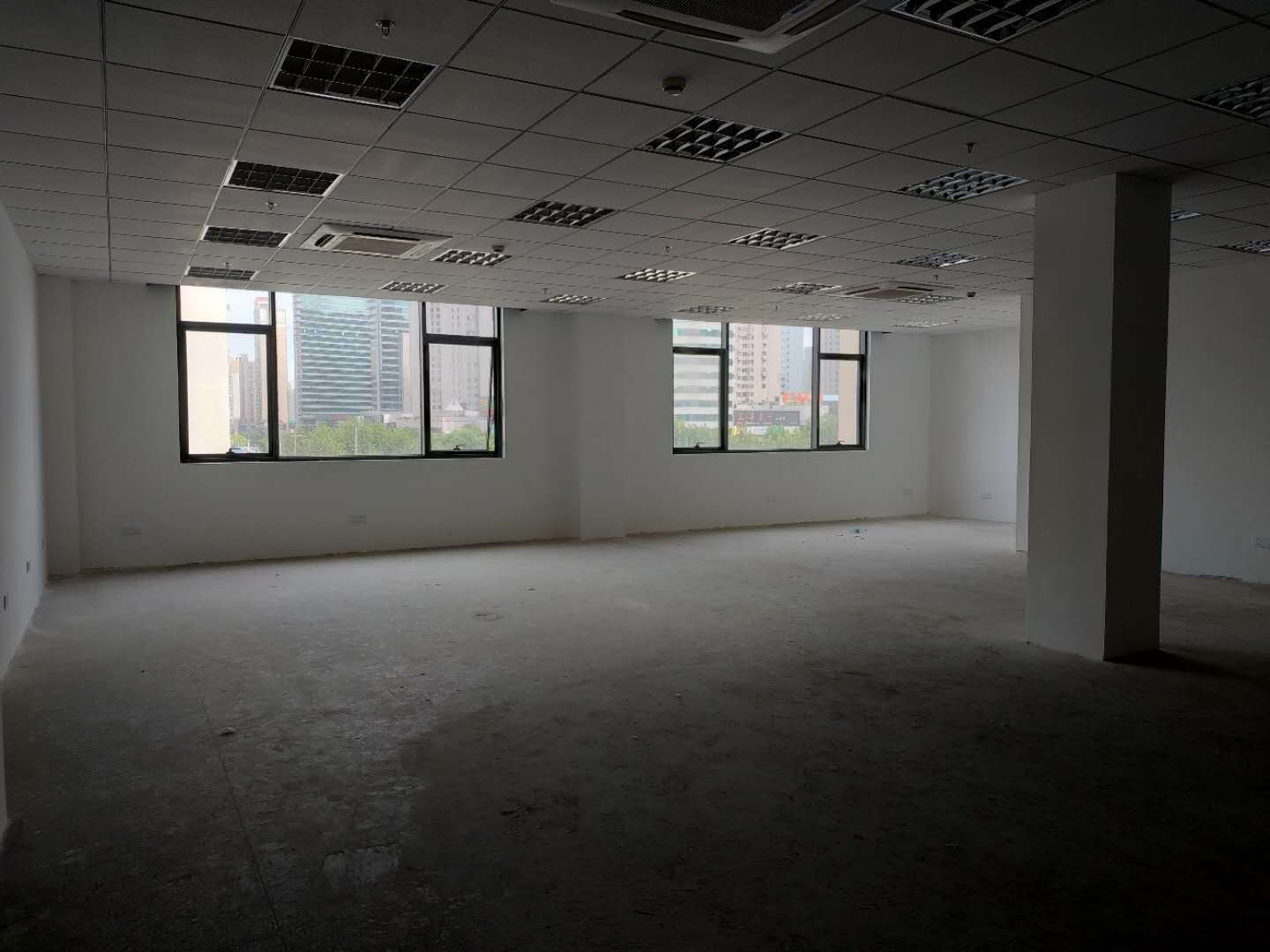 汇通大厦240平米办公室出租-租金价格4.90元/m²/天