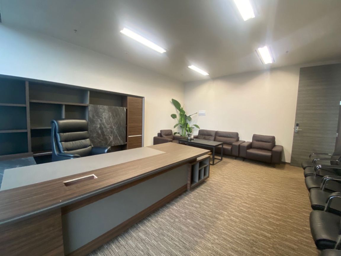 万源城开中心闵行 万源城开中心 487平米 精装修