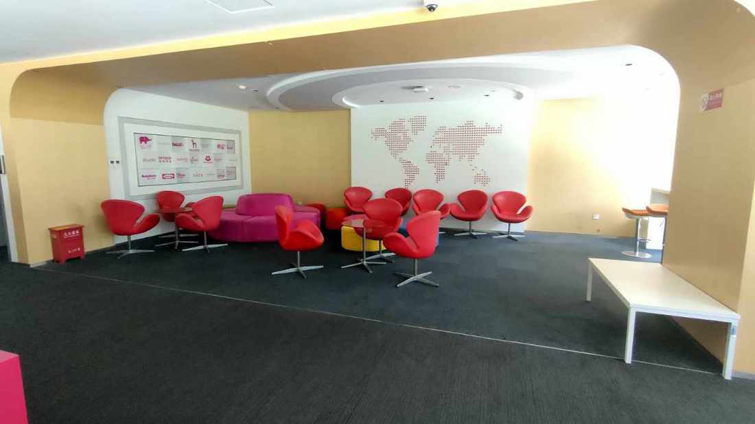 虹桥中骏广场长宁 虹桥中骏广场 1044平米 精装修