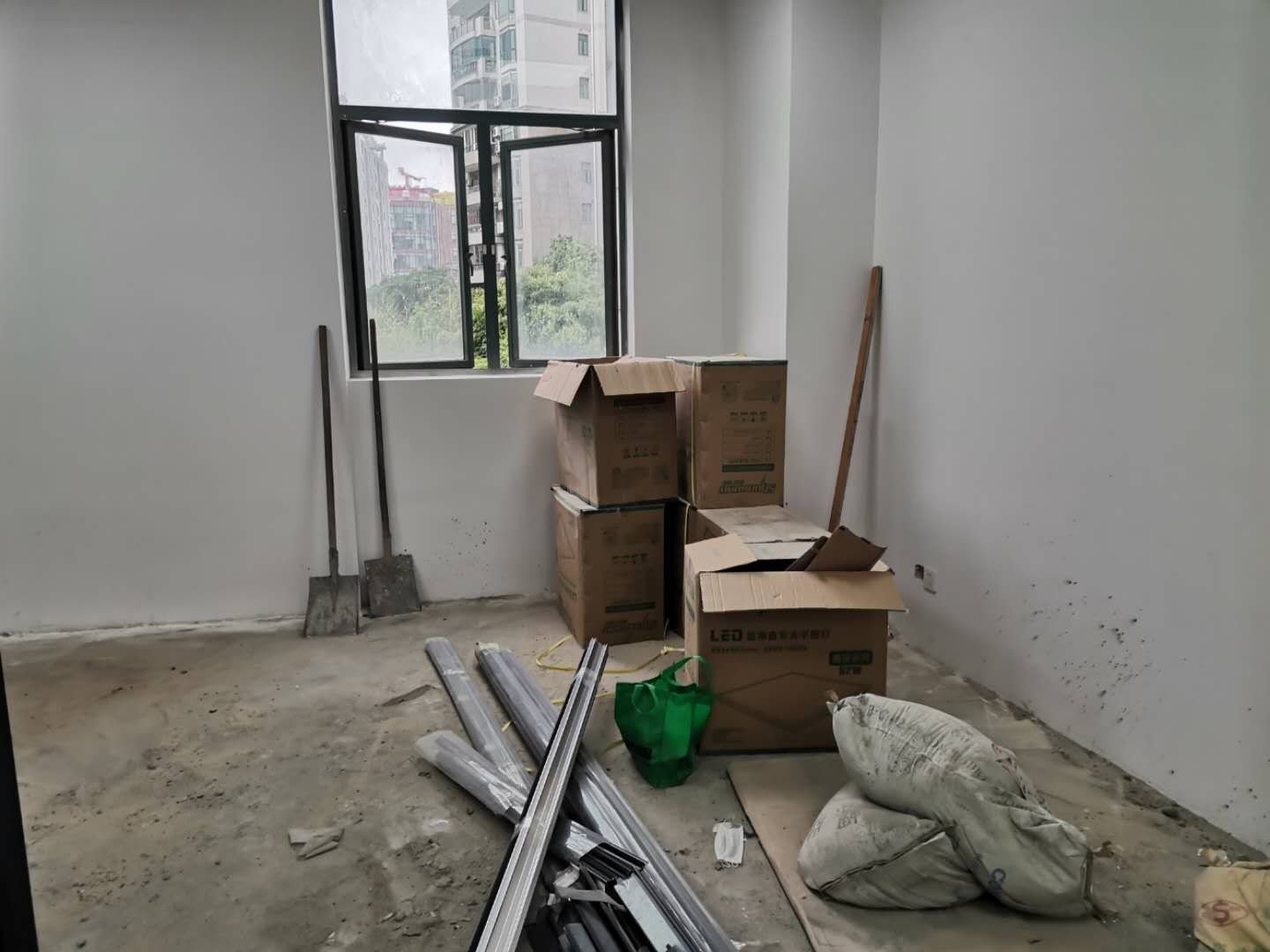 金岸大厦虹口 金岸大厦 135平米 精装修