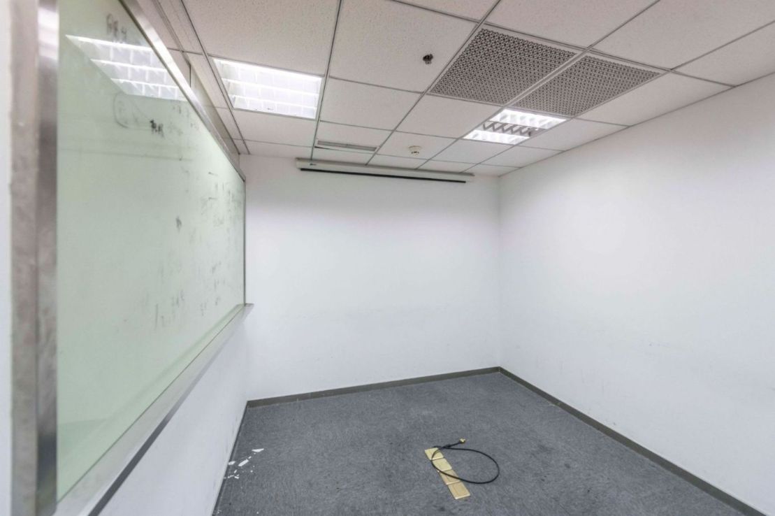 中油大厦浦东 中油大厦 225平米 精装修