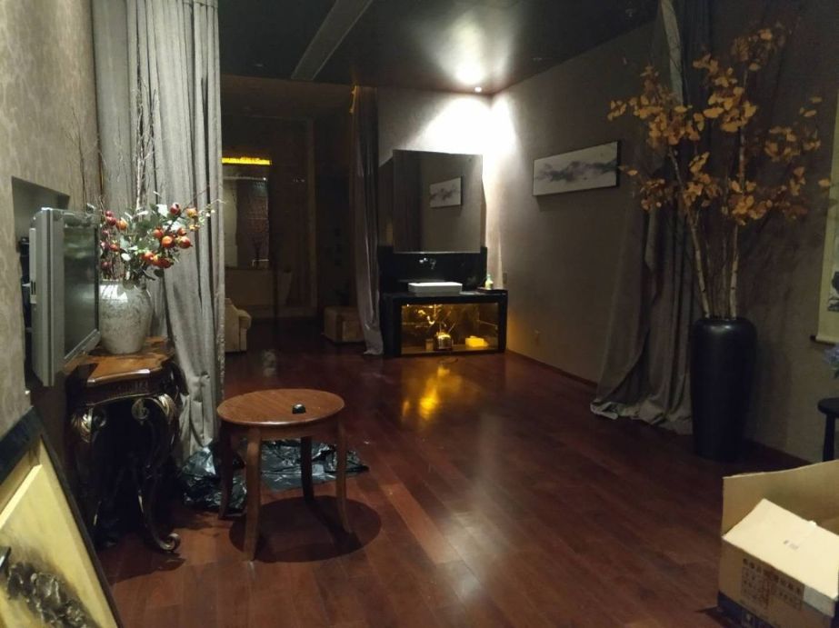 中油大厦浦东 中油大厦 1350平米 简装修