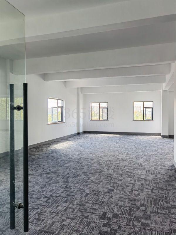 璨申·星工坊88平米办公室出租-租金价格2.40元/m²/天
