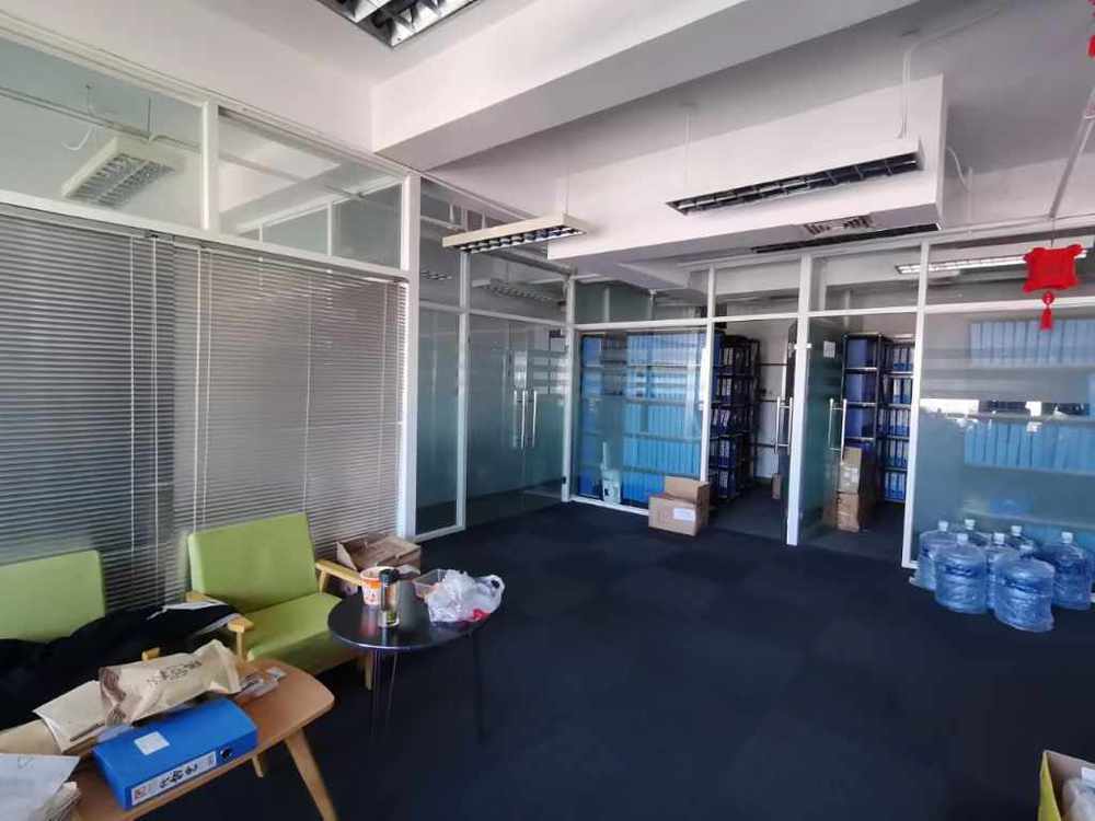 金沙商务广场普陀 金沙商务广场 305平米 简装修