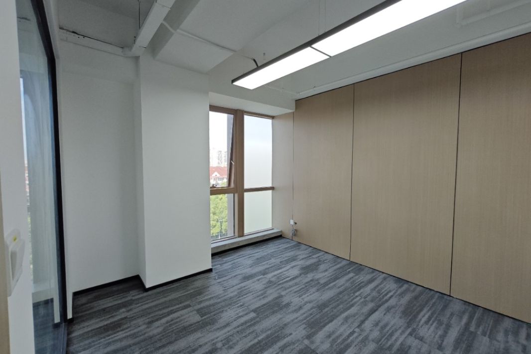 金沙商务广场普陀 金沙商务广场 207平米 精装修