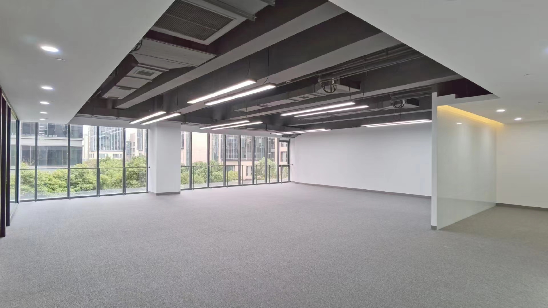 中科科创中心316平米办公室出租-租金价格2.33元/m²/天