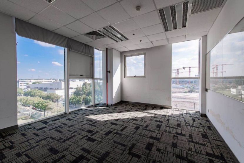 金桥万创中心浦东 金桥万创中心 1420平米 精装修